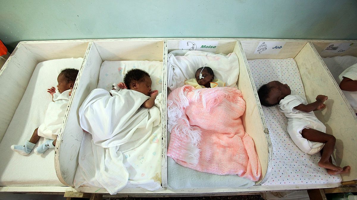 双电机稳定性控制策略：详解常见方案