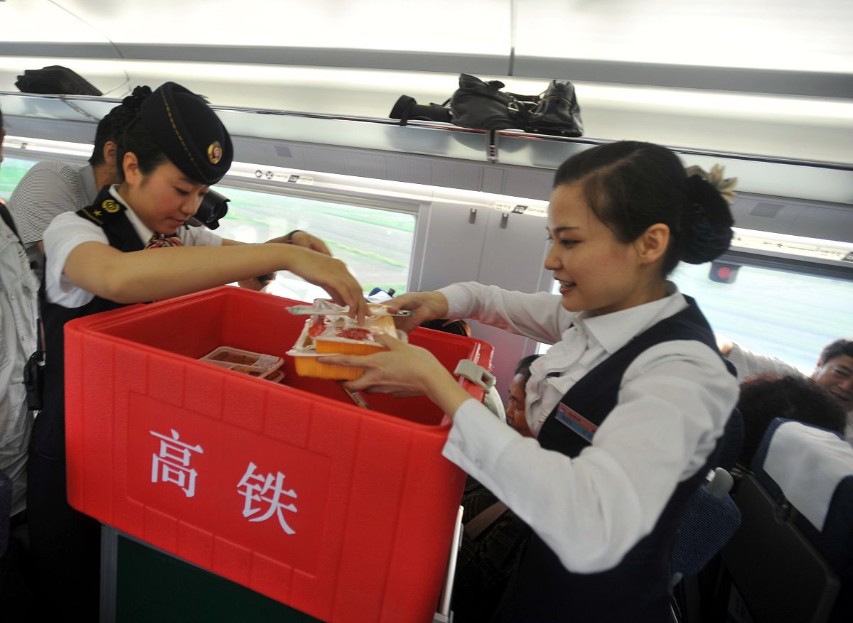 江西交通职业技术学院单招有高铁乘务专业吗？