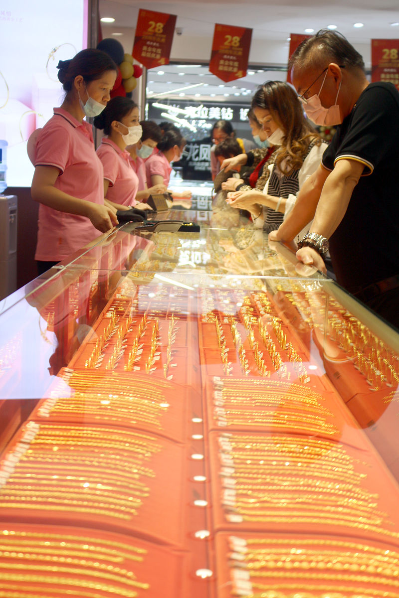 水贝：年轻人的“淘金乐园”  揭秘深圳珠宝黄金集散地的魅力