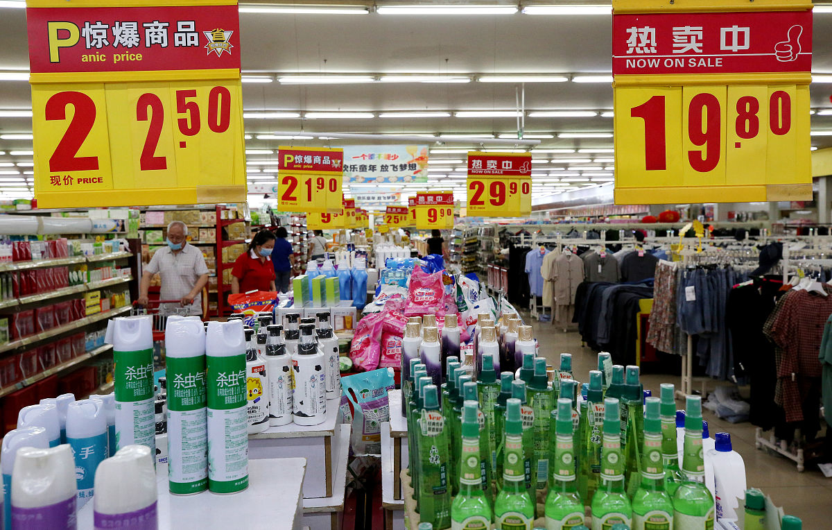 分析一下大型超市中型超市在纺织品领域中的优缺点