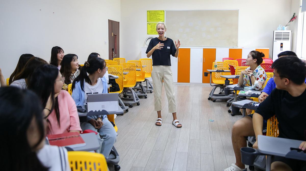 四川省中职学校师资水平怎么样？成都中职学校教师招聘告诉你