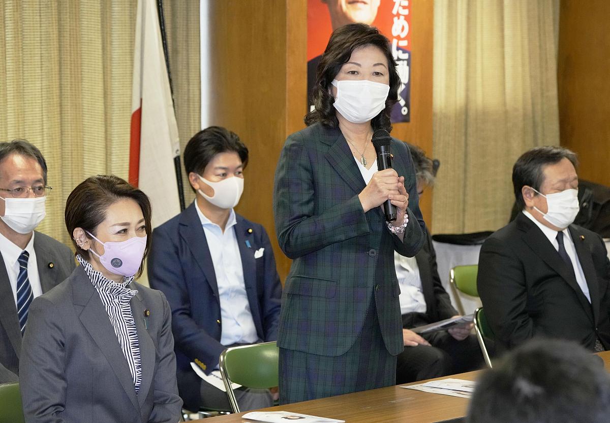当地时间2021年9月17日,日本东京,日本自民党代理干事长野田圣子发表