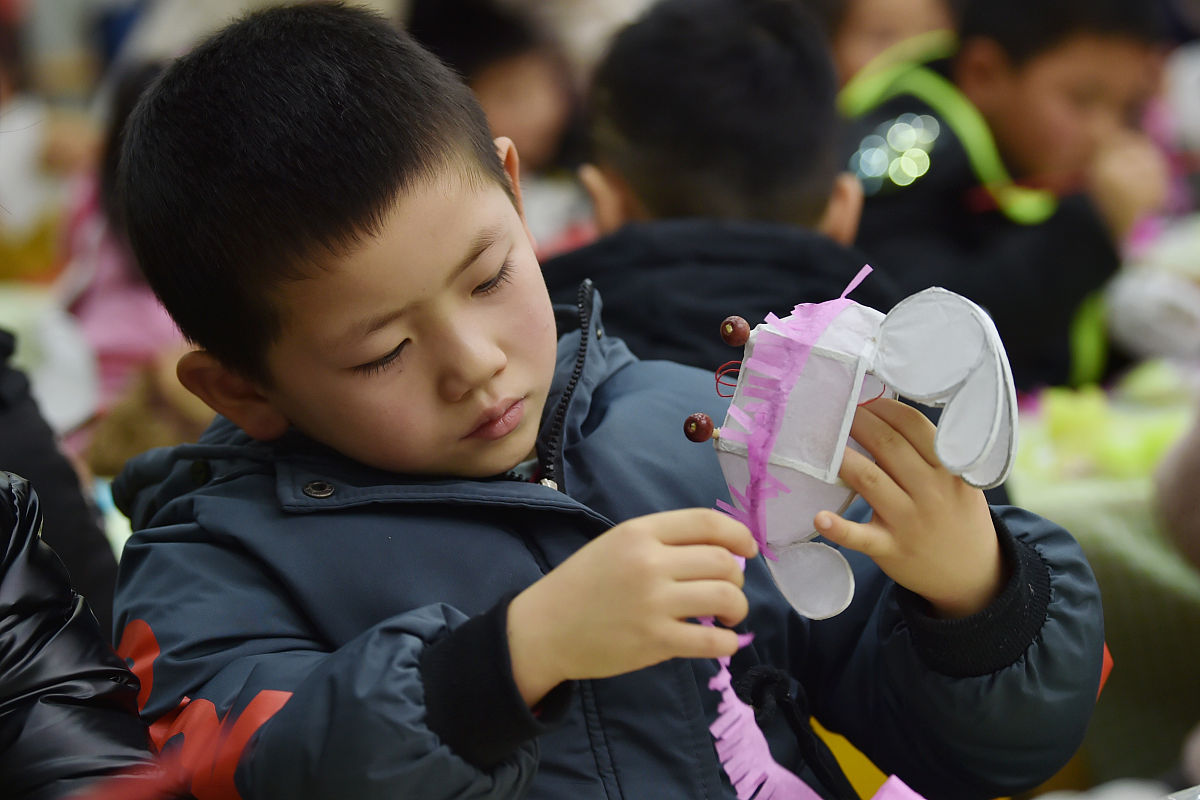 六一儿童节幼儿园手工游戏大全：创意流程+游戏推荐