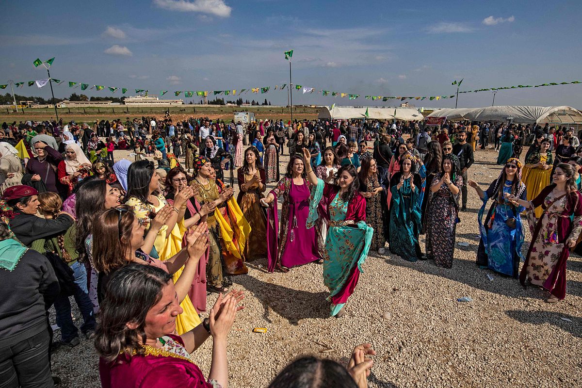 描述下三八妇女节活动