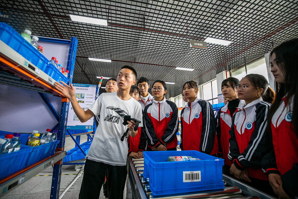贵州邮电学校2021年招生办联系电话 贵州邮电学校2021年招生办联系电话