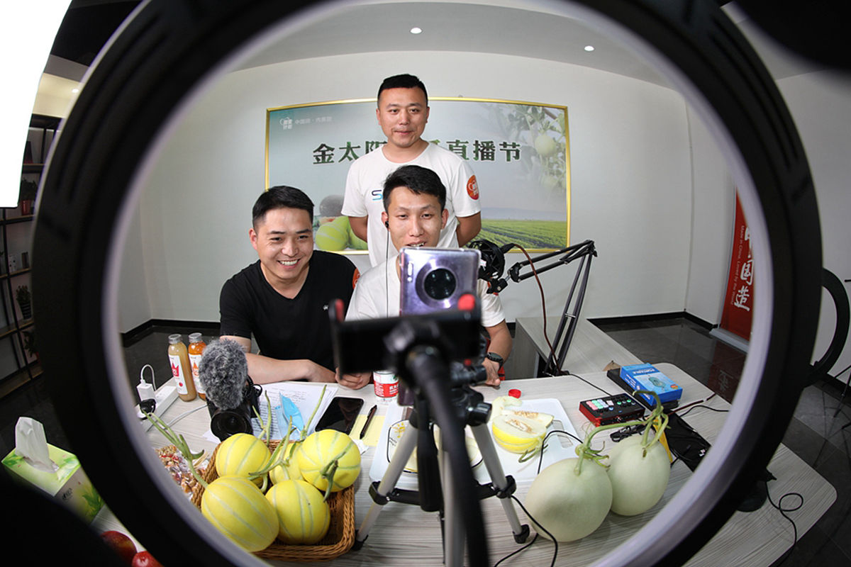 写一份带货达人沟通话术