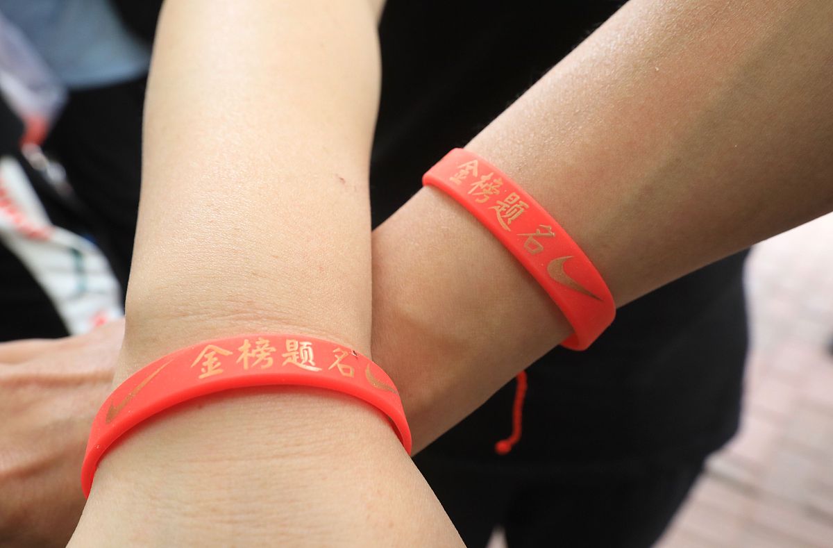 妈妈和宝宝涂鸦纯银手镯：纪念珍贵亲子情