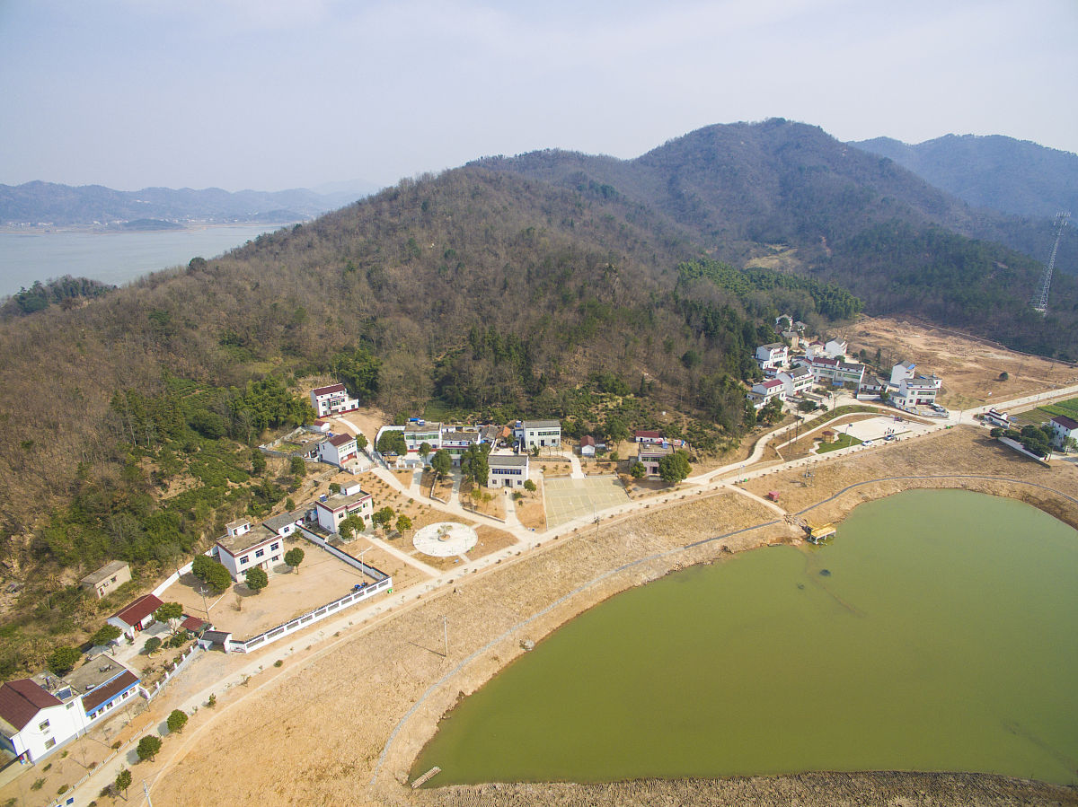 S镇概况：地理位置、资源禀赋及经济发展