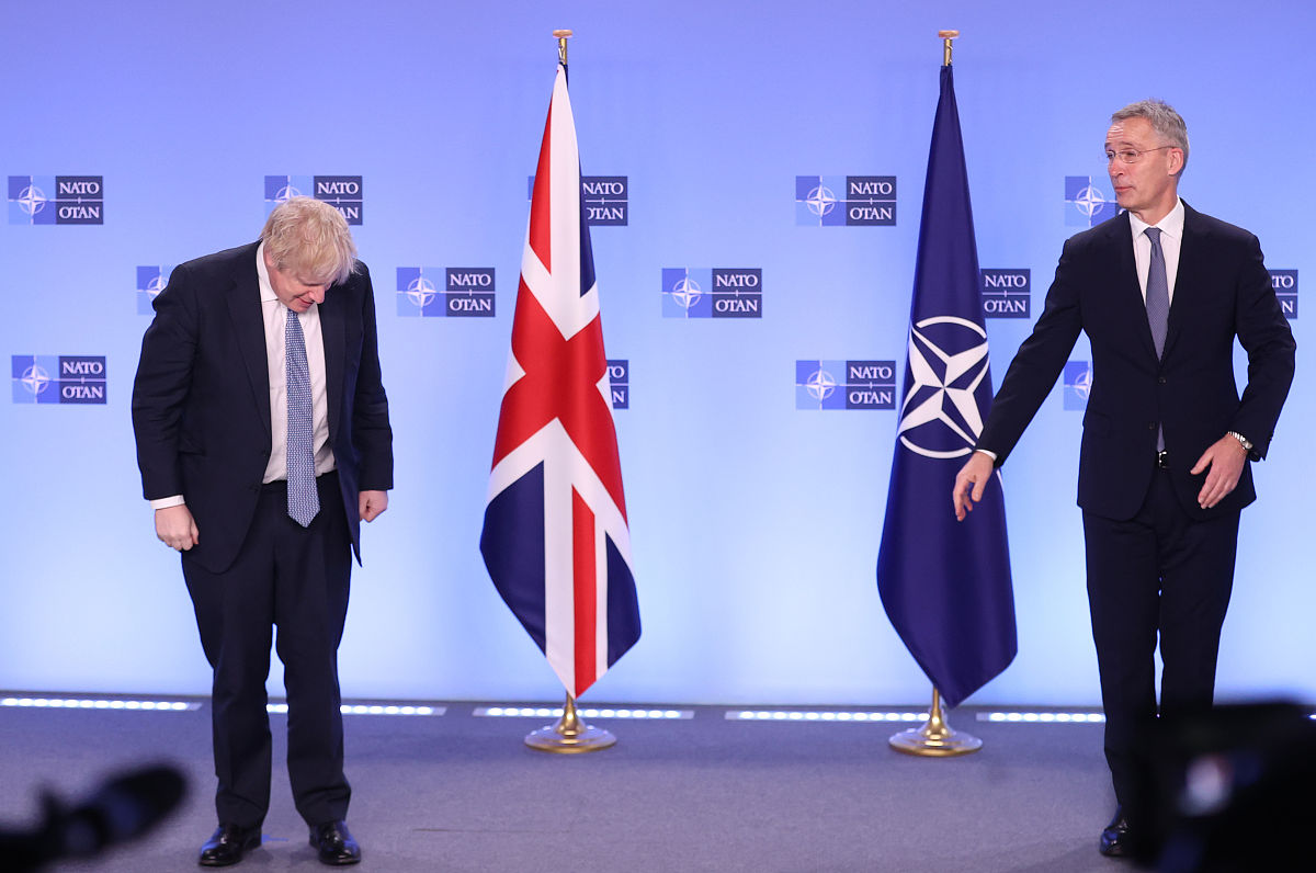 写一个关于伤口清洁液体敷料设计和开发风险管理报告