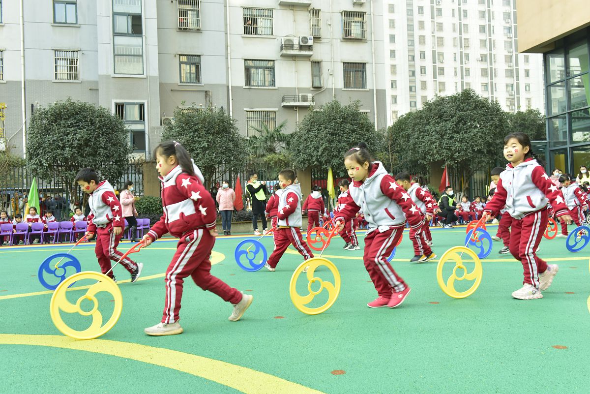 幼儿园体育游戏实施现状研究：以文山州幼儿园为例