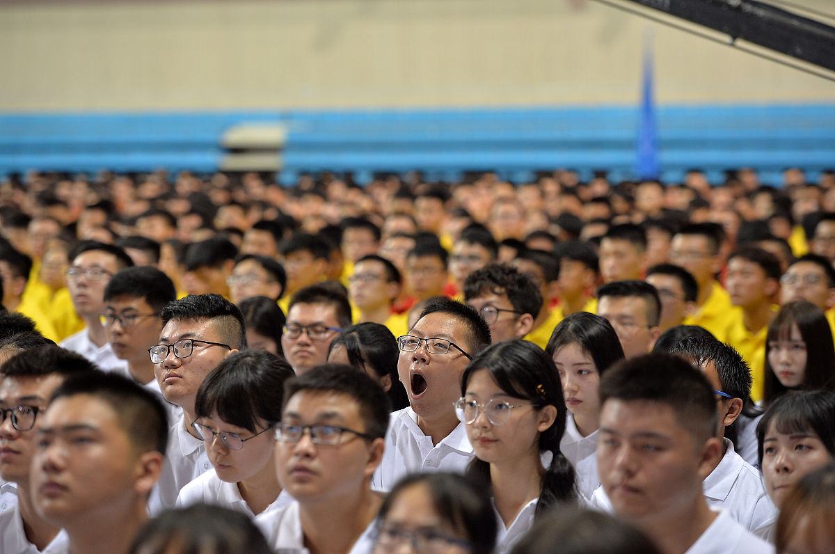 成都哪个学校读铁路专业好？用