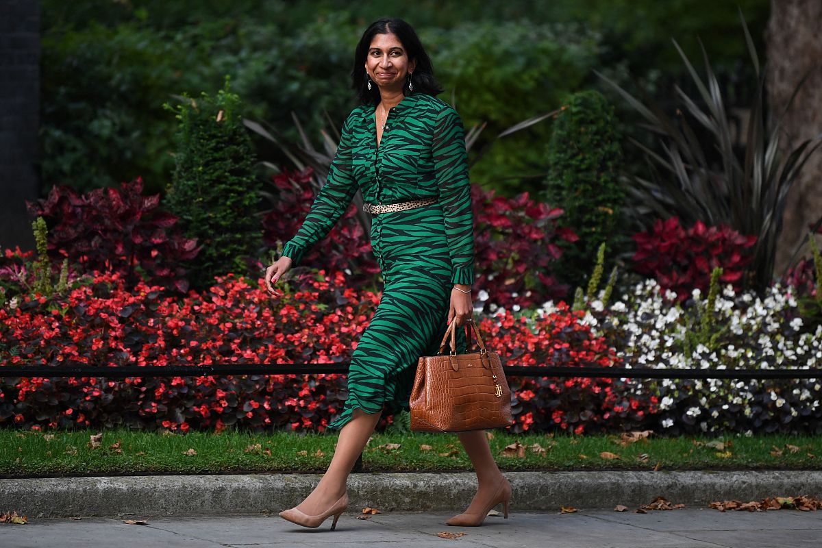 写一篇网络部内部周会主题 团结有爱不要谈论议论他人注意内部保密不要听信谣言并传播肯定大家的工作。