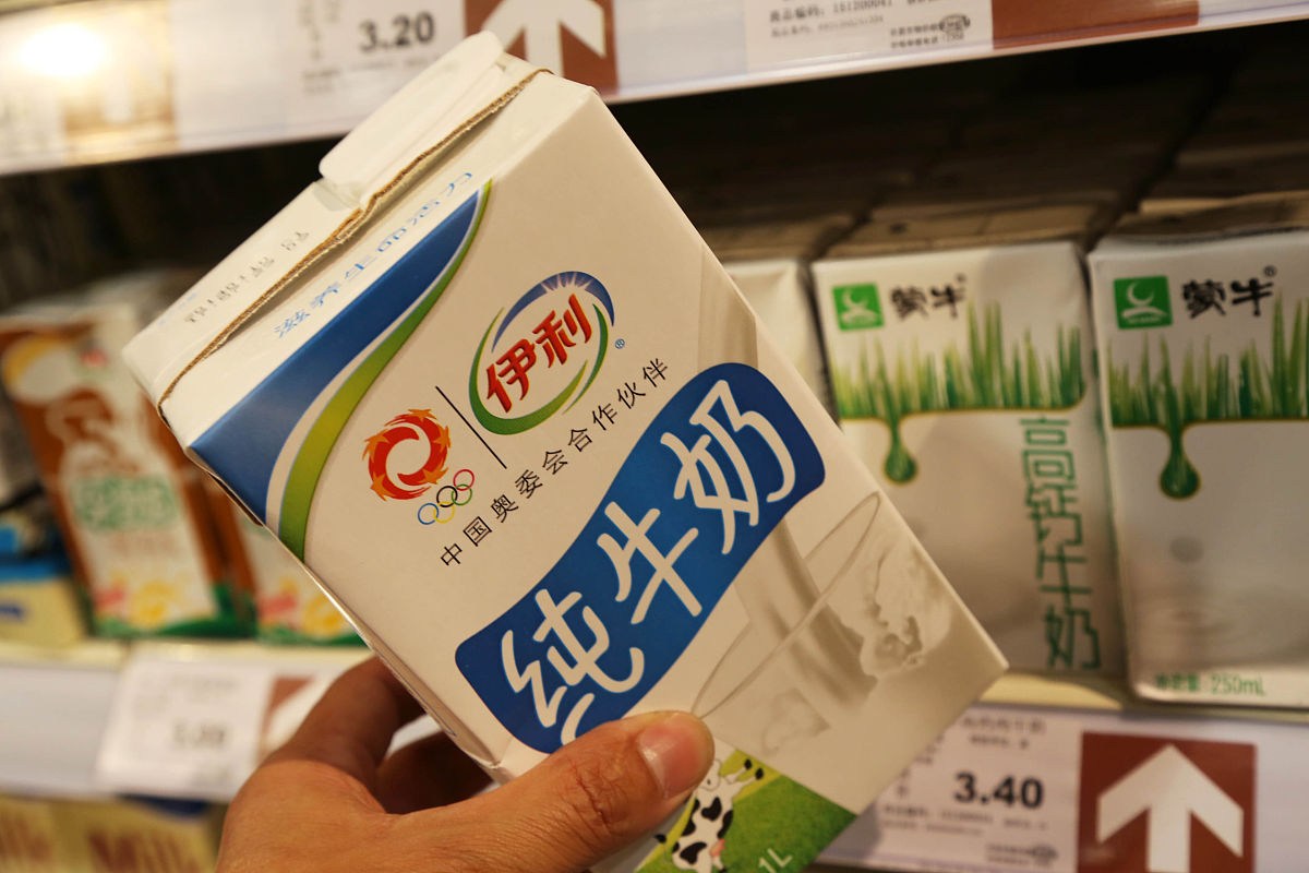 家人们我终于找到一款小朋友也能喝的酸奶以前买酸奶总是担心不健康卡士家这个无糖酸奶真的是让我放心干干净净的配料表没有乱七八糟的添加小朋友爱吃家长也放心。这个文案换个方式表达要怎么写