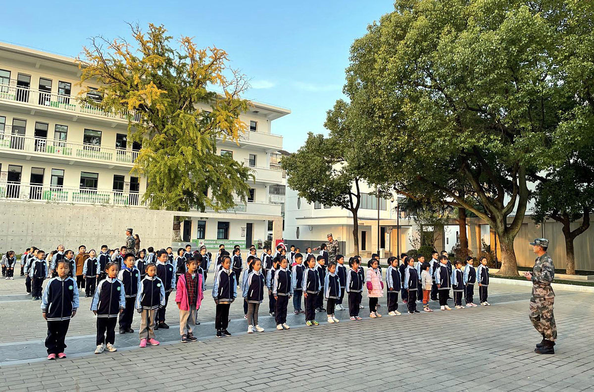 湖北省黄石市大冶市马叫小学语文教学见习观摩小学语文课堂教学实况并完成观摩课程经验的总结工作。听小学语文教学经验和改革报告或者观看报告录像并以个人为单位进行认真总结1分一二三四级标题细化观摩课程改进建议细化一下