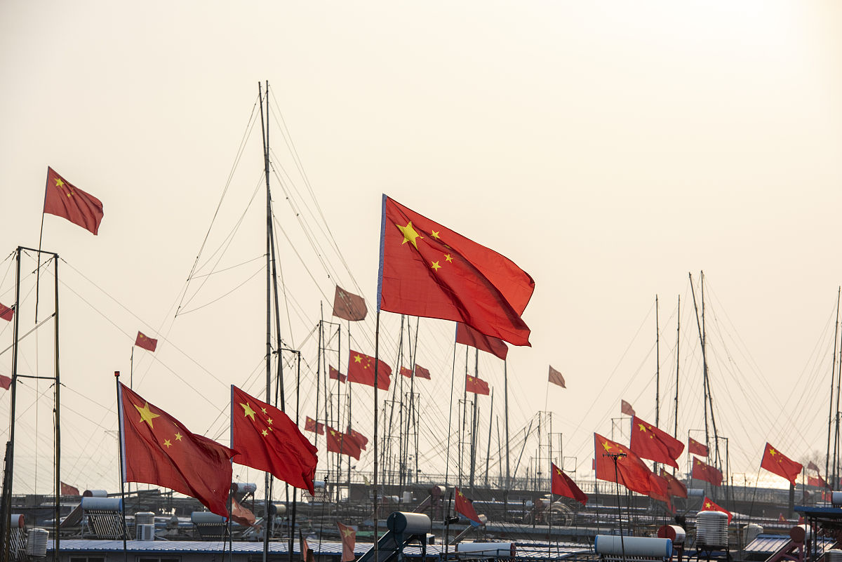 以不可扭转的复兴进程为主题写一篇演讲稿