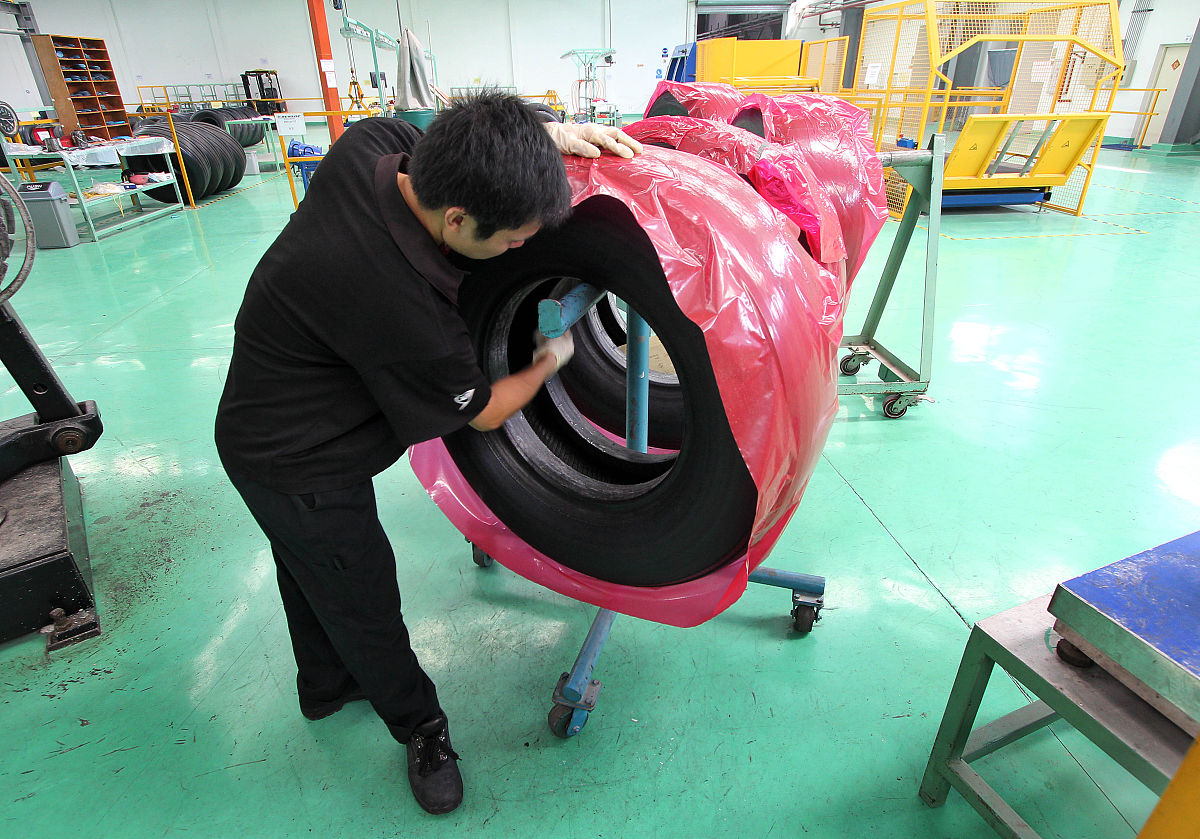 平舆航空学校2021年民航乘务专业招生简章 | 报考条件及就业方向