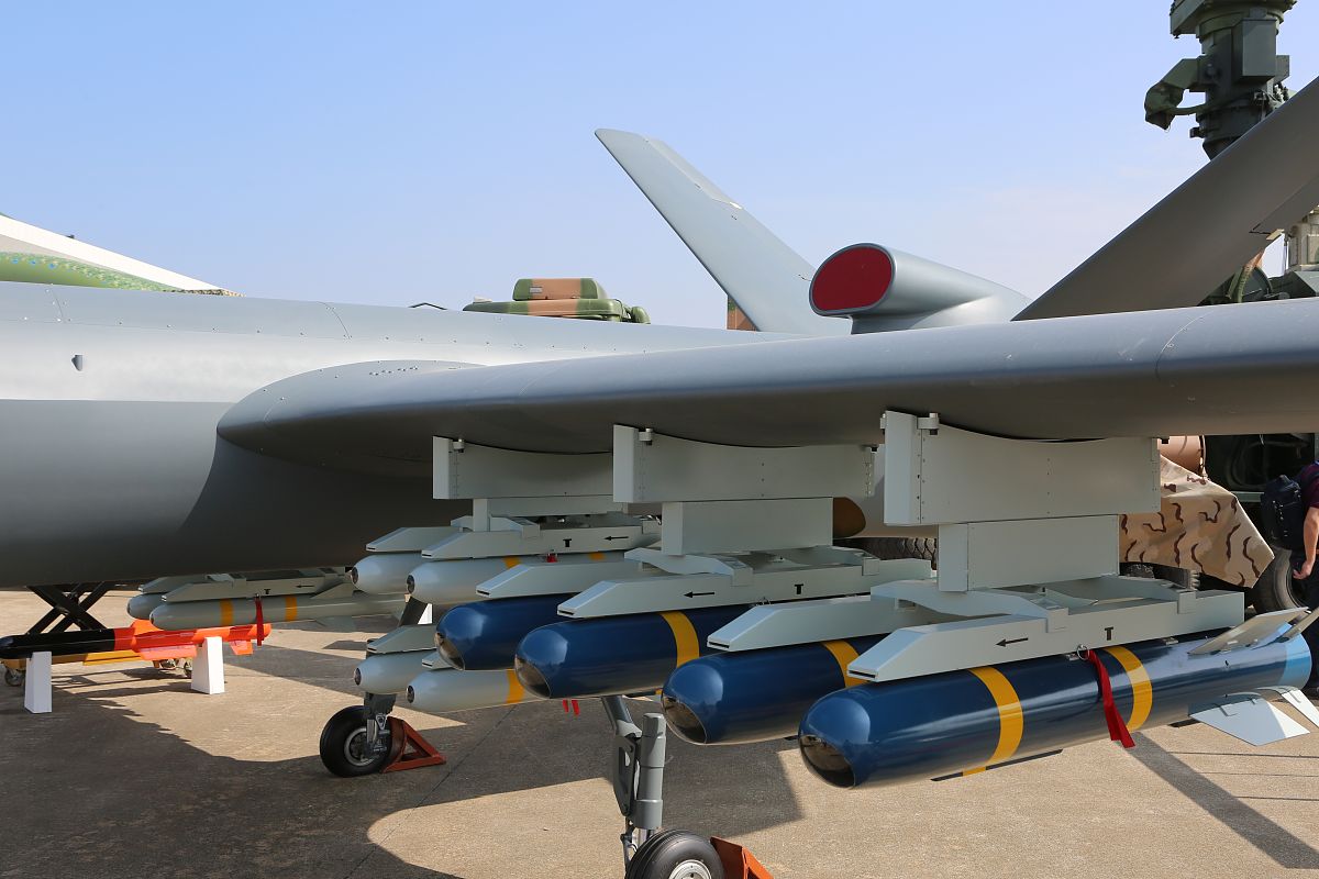 无人机反舰武器参数：射程、重量、型号比较