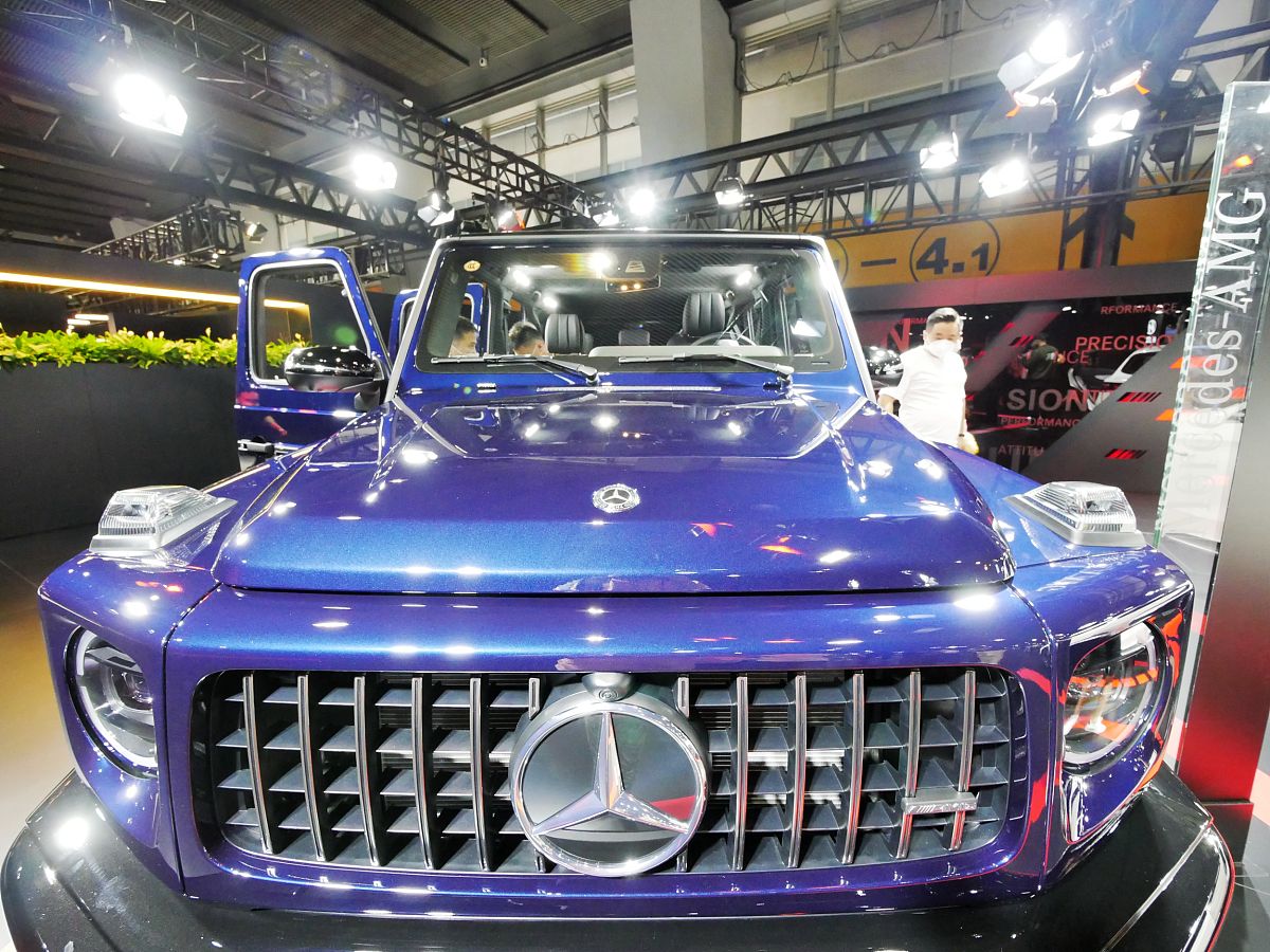 2020年11月23日,2020广州车展奔驰amg .