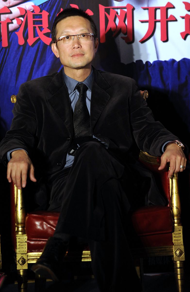 2009年1月13日,北京,爱情大片《游龙戏凤》举行官网启动仪式.刘伟强++