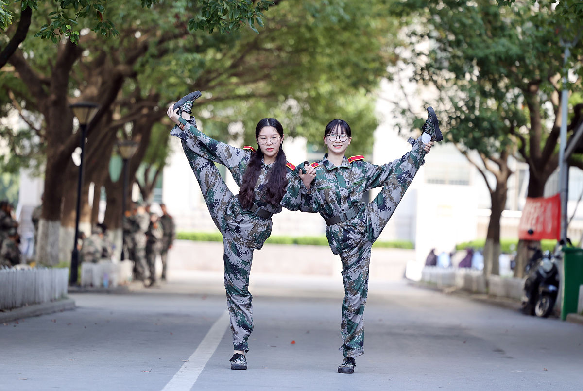 江苏航空职业技术学院是公办还是民办？ - 就业前景分析