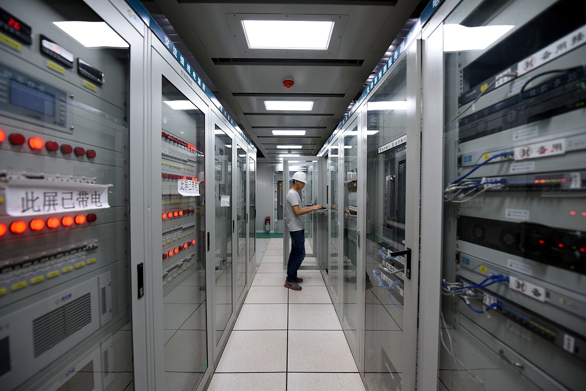 贵州中专职业技术学校楼宇智能化设备安装与运行专业招生简章