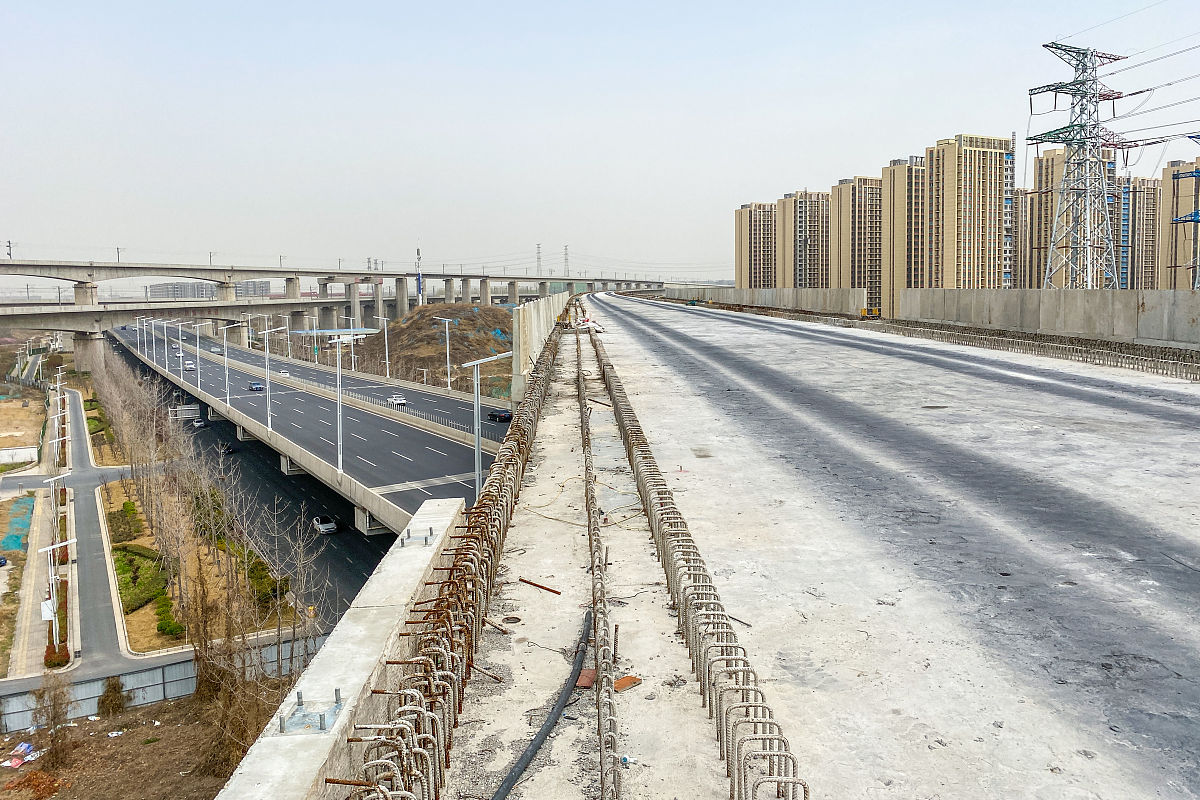 郑州交通技师学院高铁服务方向招生简章-初中生能上吗？