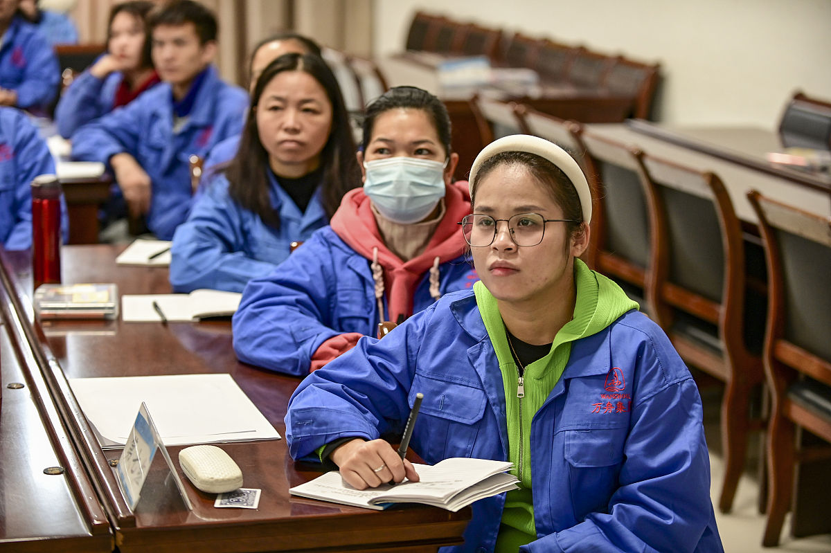 主题教育集中学习感悟：提升自我，促进发展