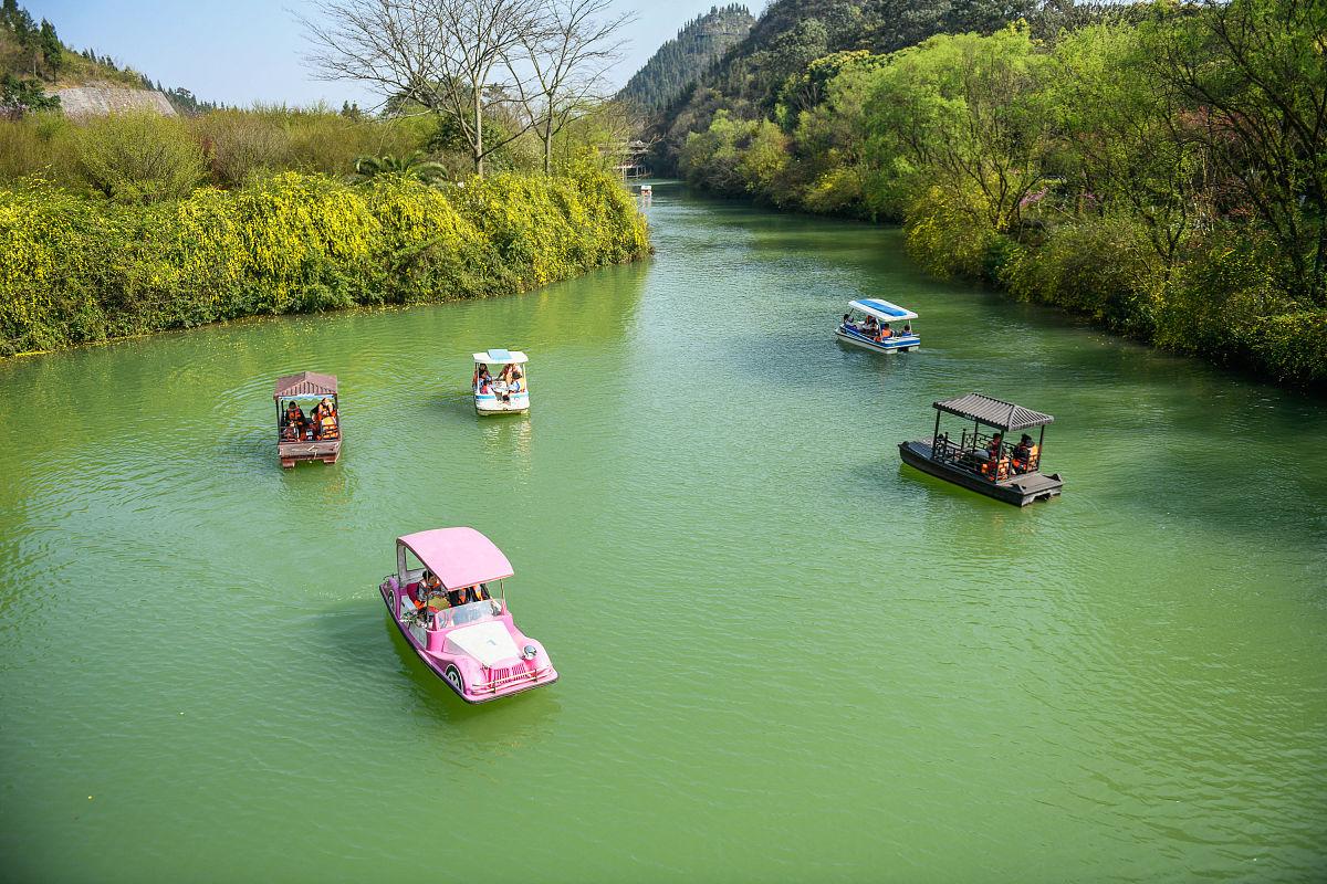 贵州男孩子读中专选什么专业好？2022年专业推荐