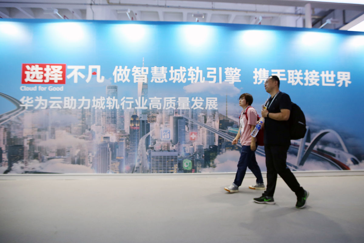 重庆医学技术专业前景分析：就业、行业发展和教育资源