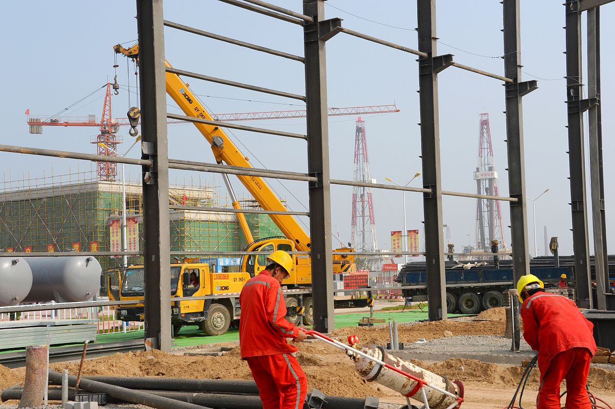 项目方案已全部完成编制审批和交底，但塔器设备吊装和脚手架安装暂缓 - 项目进度更新