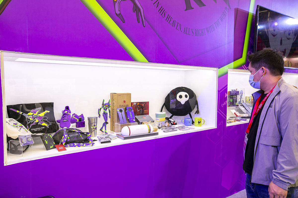 eva中绫波丽生日