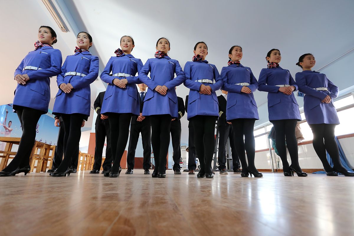 贵州省邮电学校航空系专业介绍：飞行技术、航空电子、航空机械制造