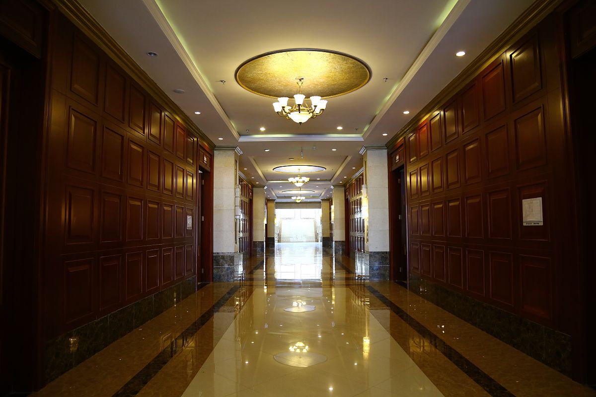 重庆中专学校就业前景分析：如何选择好学校并提升竞争力