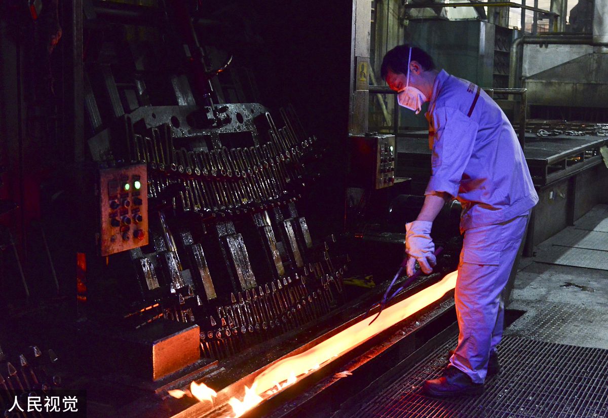 淬火温度确定方法：影响因素及最佳选择