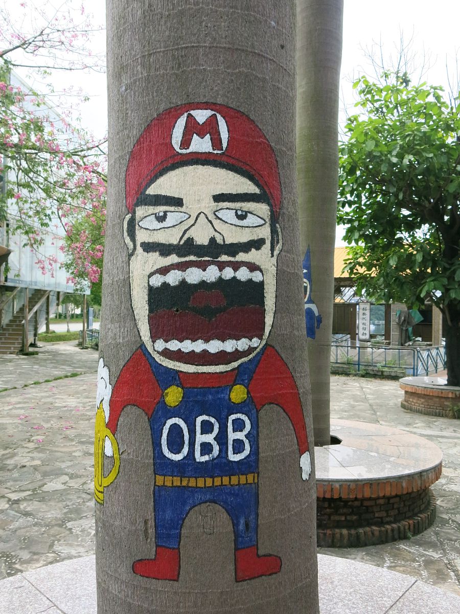 帮我用列表的方式整理一下斯坦李所创作的动画人物资料列表各列内容如下：人物英文名出自动画