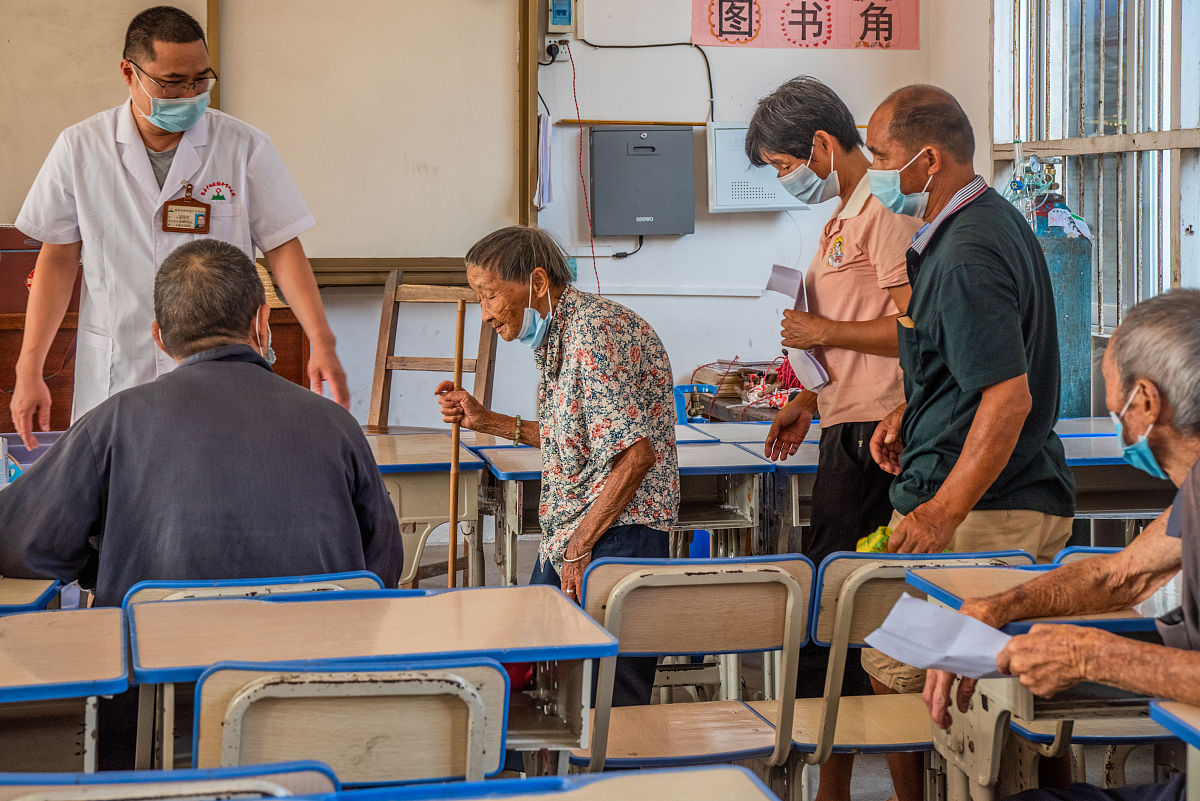 2019年成都铁路卫生学校招生专业及计划 - 报考指南