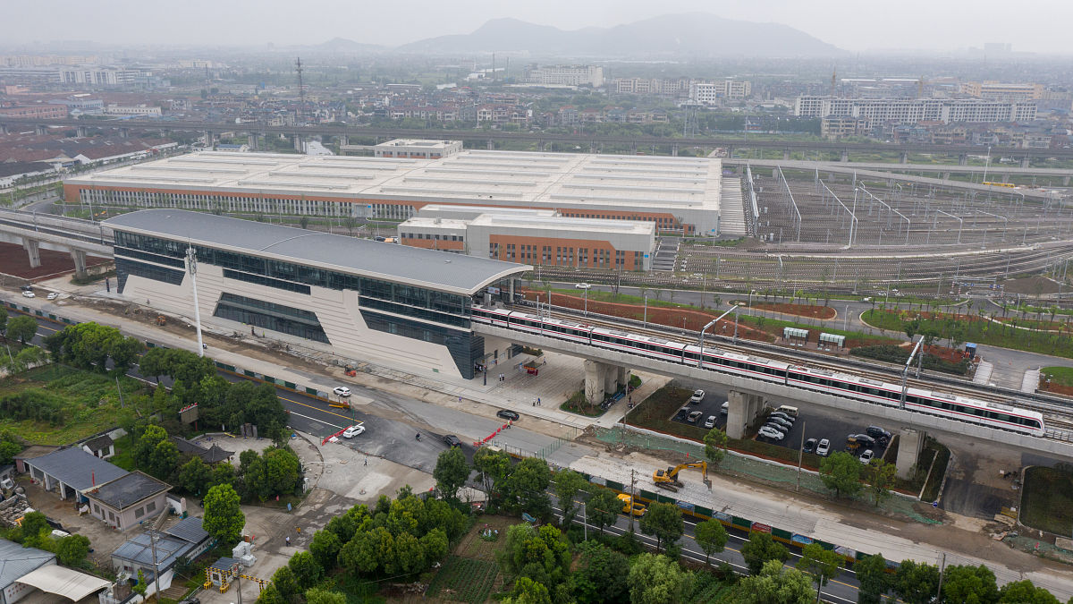 成都铁路工程学校：专业铁路人才培养的摇篮
