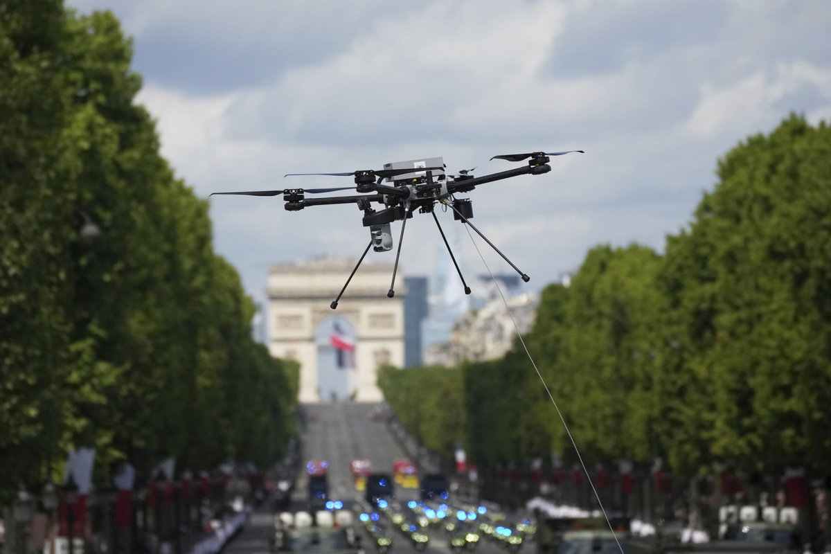 无人机作业合法性指南：如何遵守《轻小无人机飞行动态数据管理规定》