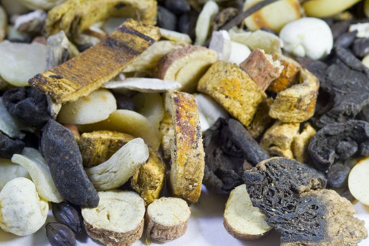 湖南中专中职学校中药专业：院校推荐及未来发展