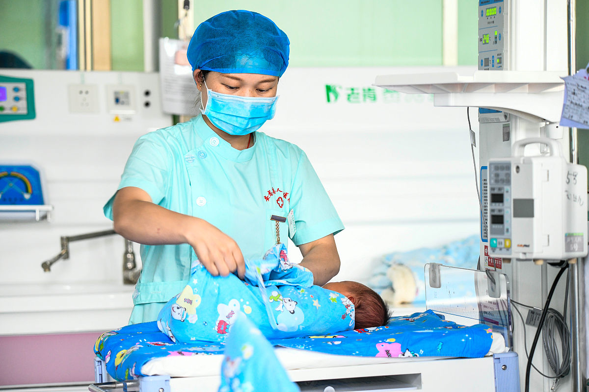 贵阳人民医院护士学校就业率高，就业保障强！