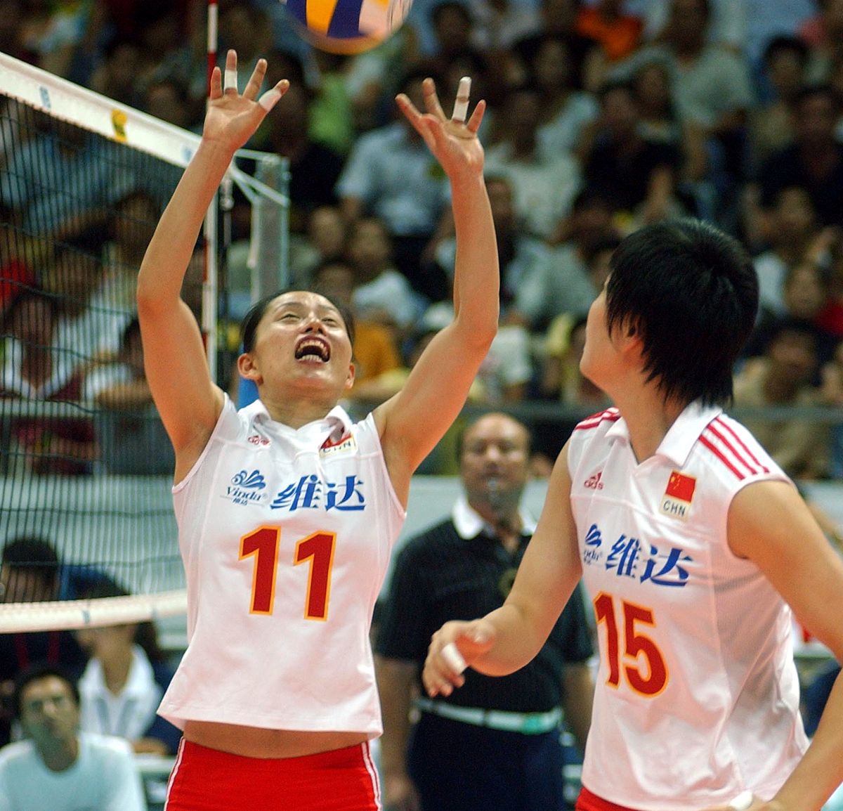 2005年8月3日晚,在宁波北仑体艺中心举行的世界女排锦标赛(资格赛)的