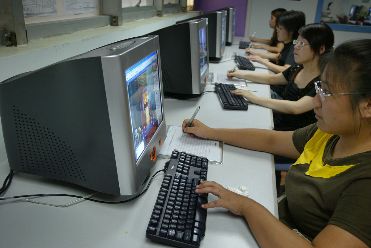 重庆开州巨龙中职计算机动漫与游戏制作专业就业方向