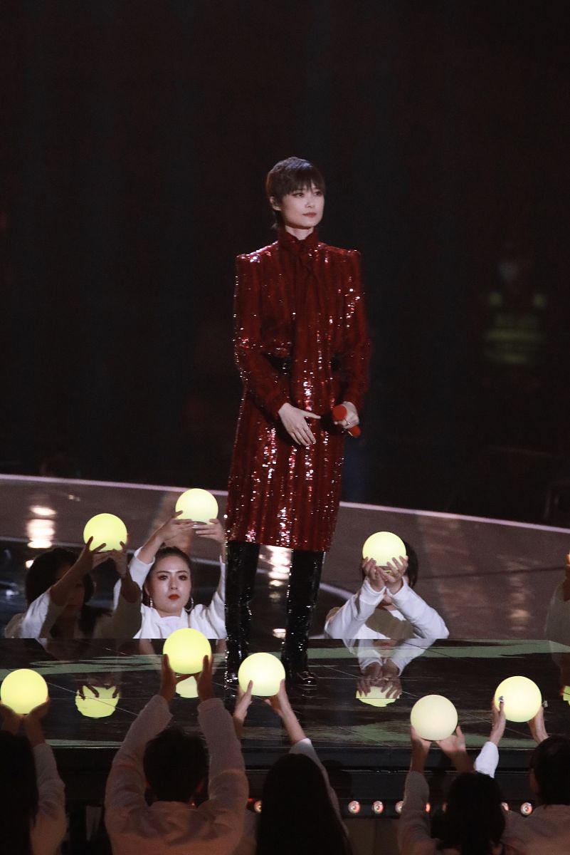 李宇春周末愉快演唱会宣传