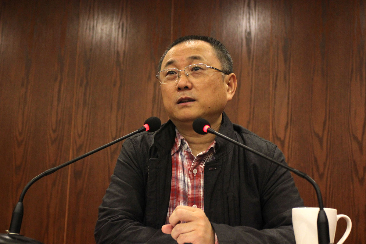 2013年11月11日,湖北武汉,茅盾文学奖,鲁迅文学奖双料得主刘醒龙作《
