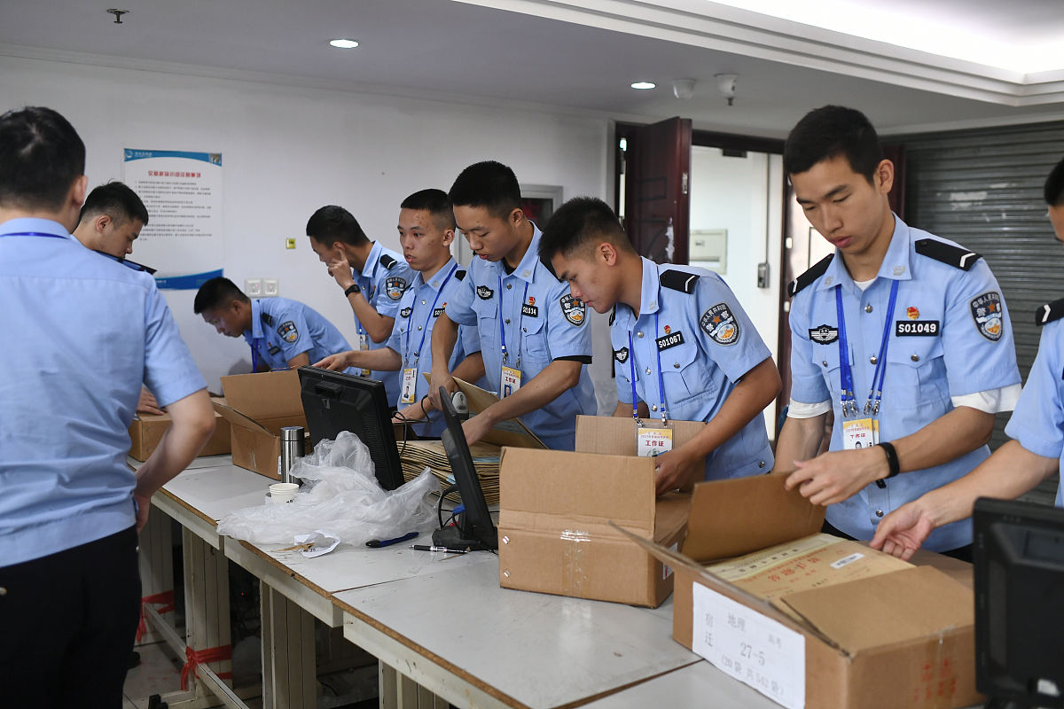 海曙公安分局网上服务：数量重于质量？