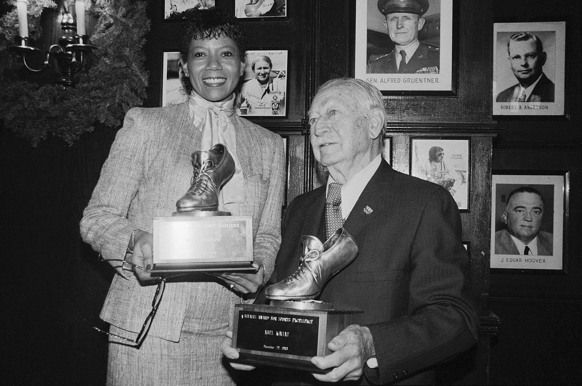 Dekrit Presiden 1959: Isi dan Dampaknya Terhadap Politik Indonesia