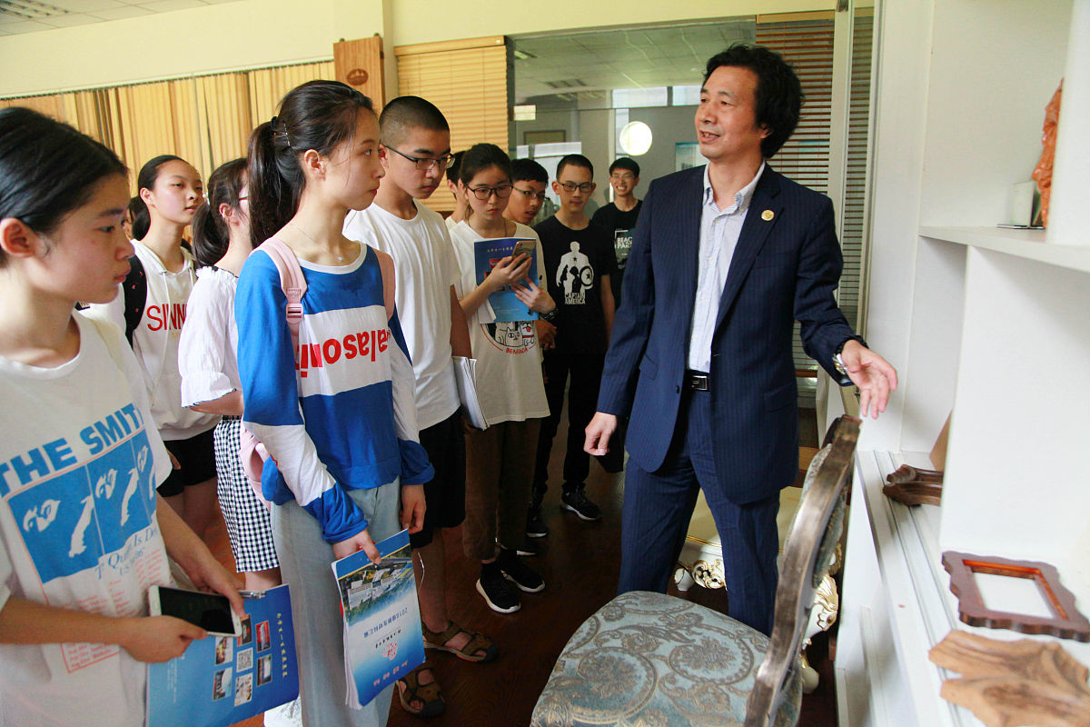 曲靖市农校五年一贯制高职招生专业介绍-2019