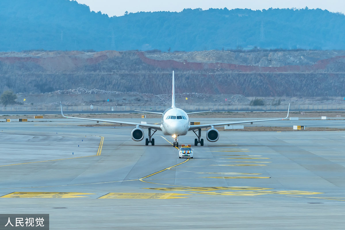 经停的飞机可以中途下吗