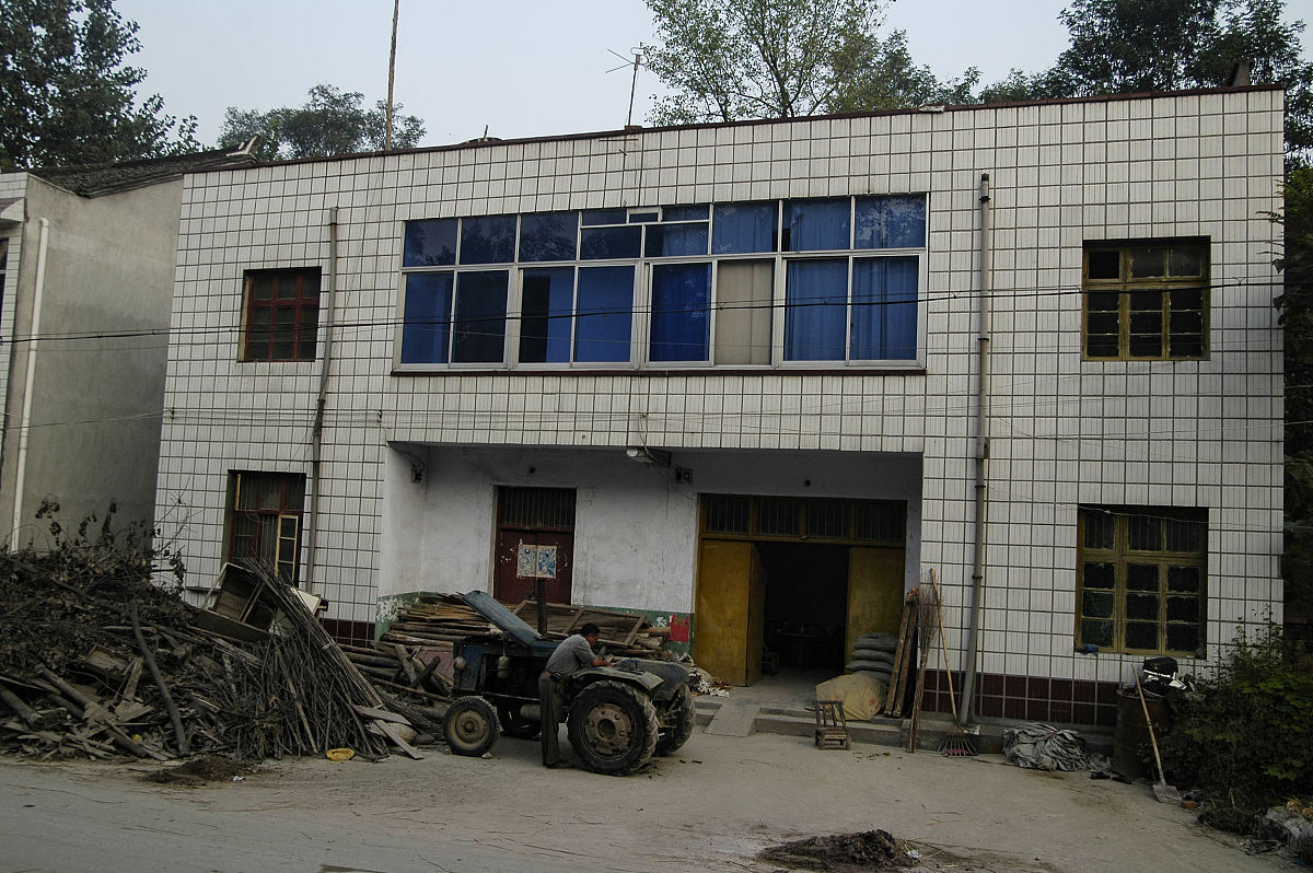 襄阳市襄州区二社村委会 -  服务二社村居民，维护社区和谐