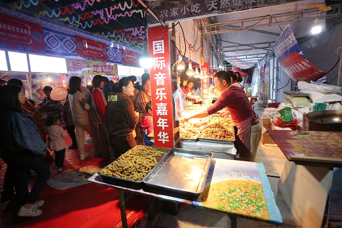 江西现代职业技术学院汽车技术服务与营销专业就业方向：汽车行业广阔前景